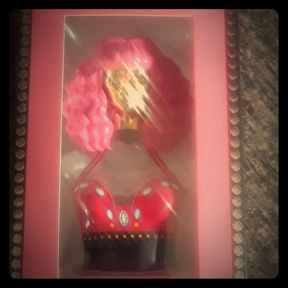 Nicki Minaj Minajesty 1 FL OZ Fragrance